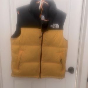 Jackets The North Face 90’s Retro, good condition. Free for offers !!